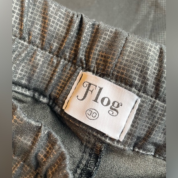 BEVY FLOG Shely Vegan Jogger, Black Original, Size 30, Luxury, Closet Staple - Picture 9 of 11